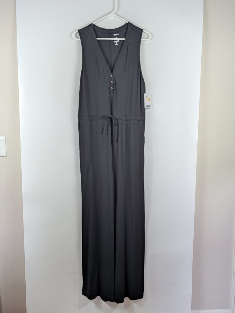 Sonoma Sleeveless V-Neck Black One Piece Jumpsuit with Pockets Medium